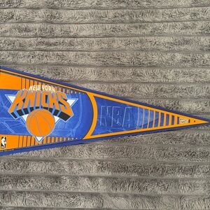 New York Knicks Classic NBA Pennant